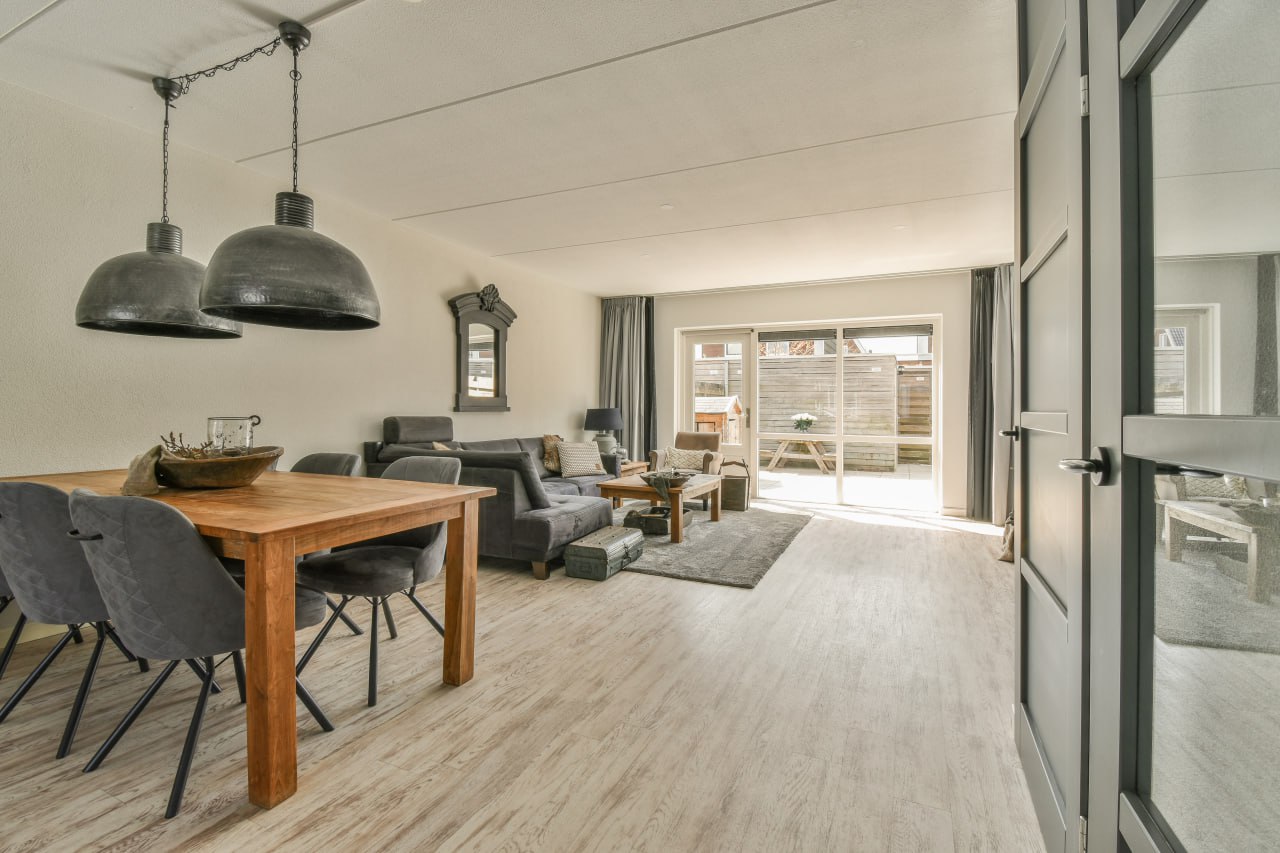 house-img