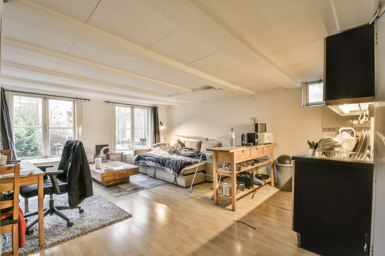 house-img